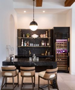Kitchen, Dining & Bar